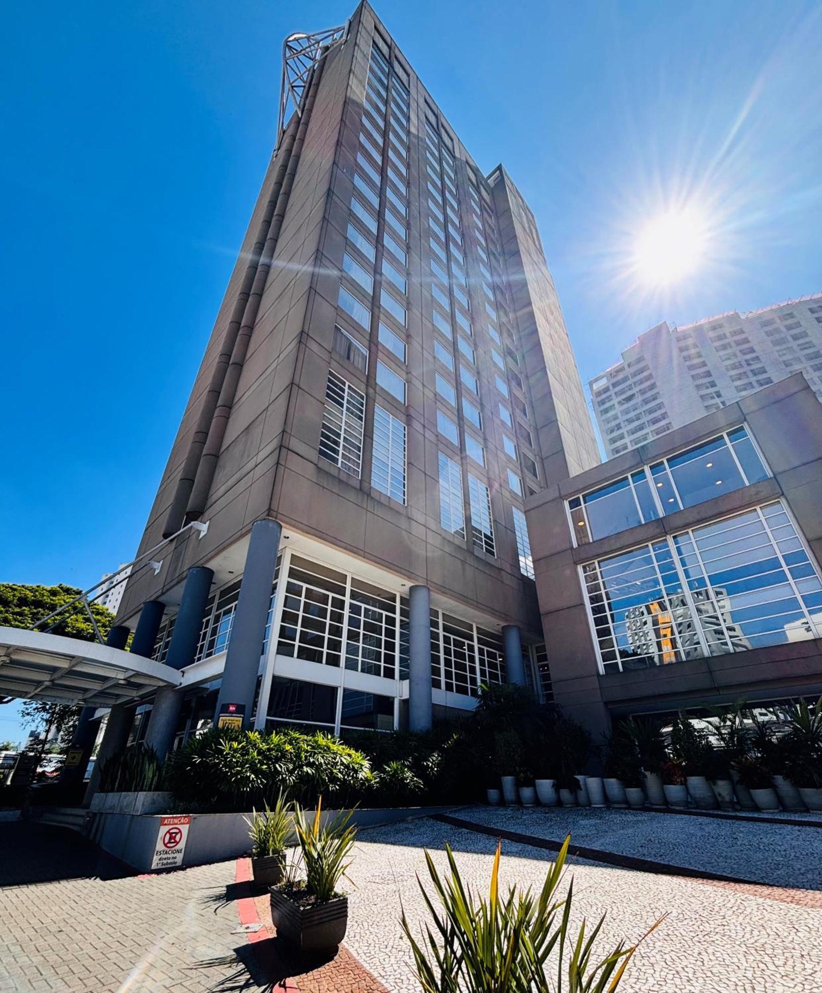 Ibis Guarulhos Aeroporto Hotel Exterior photo